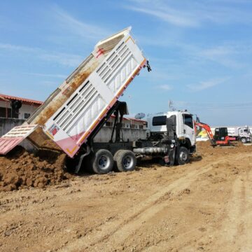 รับถมที่